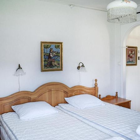 Amazing Home In Smalandsstenar With Wifi Atteras エクステリア 写真